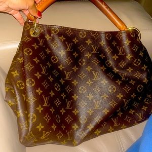 Louis Vuitton monogram array bag
